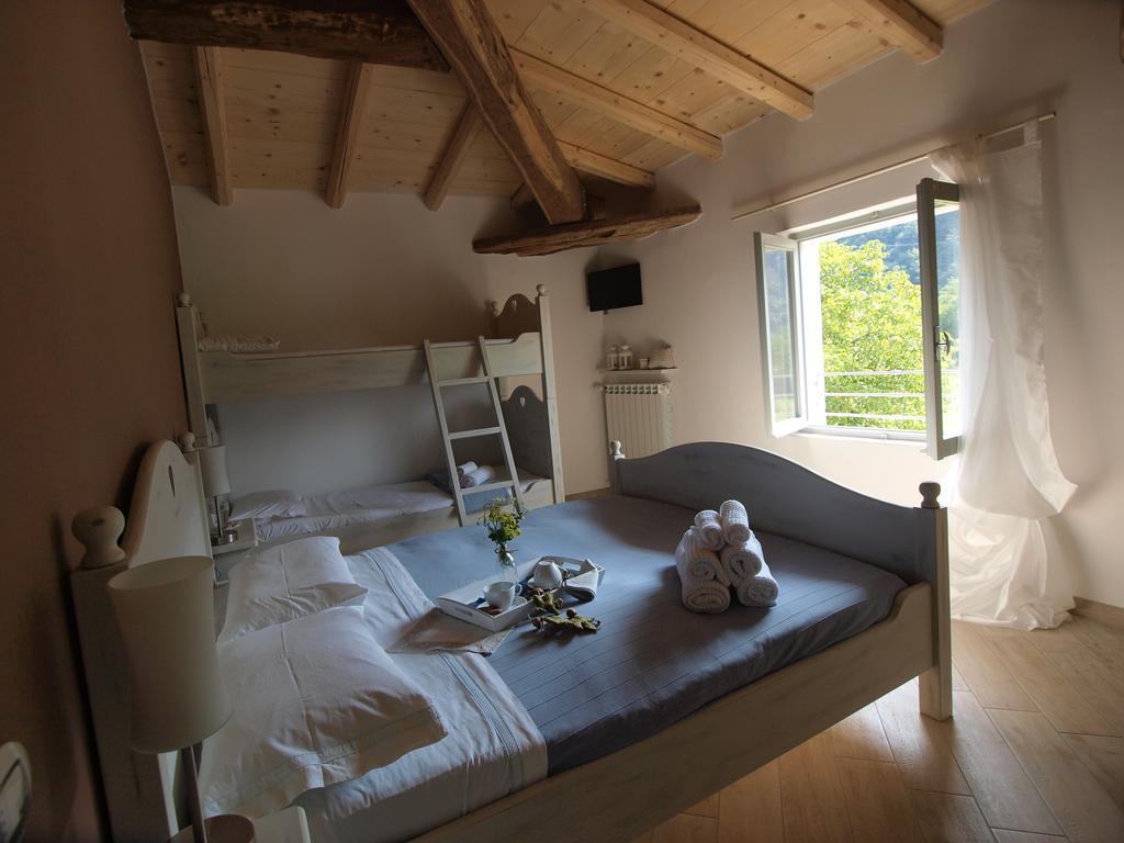 B&B Big Sur Gardone Riviera Room photo